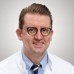 Dr. med. Nils Ulrich, Oberarzt Wirbelsäulenchirurgie Nils H. Ulrich