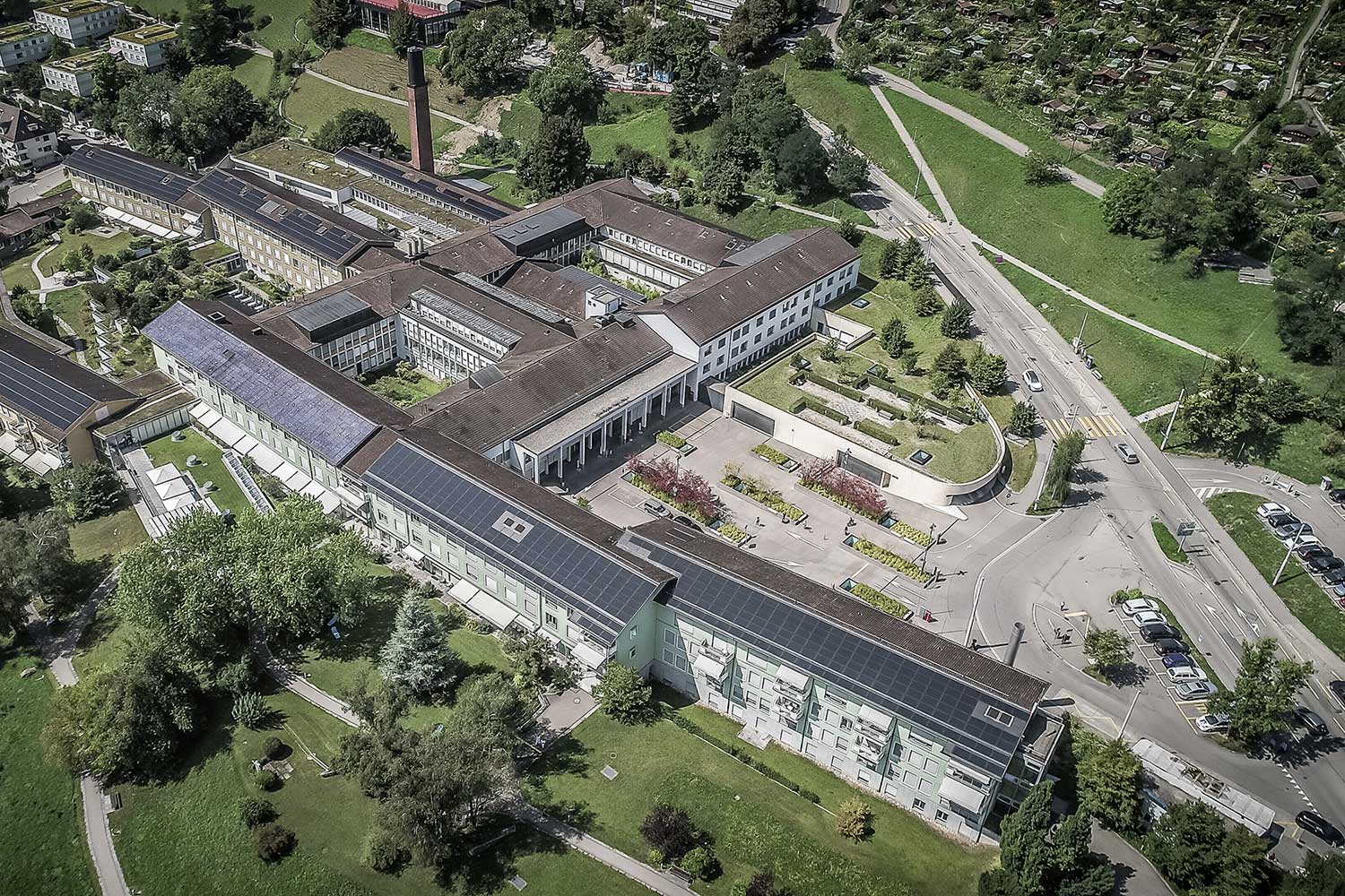 Wirbelsäulensprechstunde im Stadtspital Waid Das Stadtspital Waid aus der Vogelperspektive